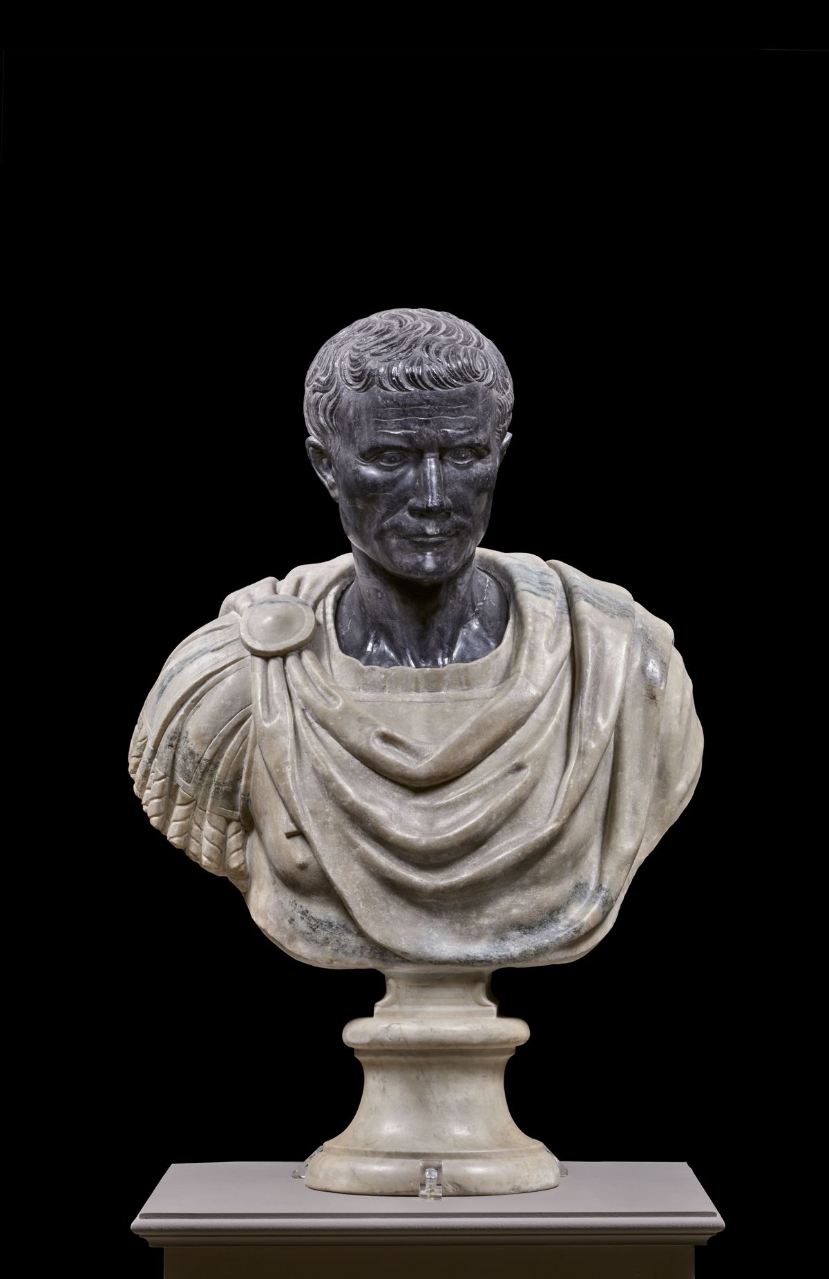 Busto del tipo Menandro-Virgilio